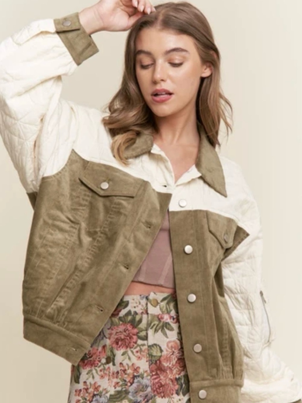 J.nna "Queen Kitty" Print Vintage Style Aviator Jacket in Olive Cream - Picture 4 of 14